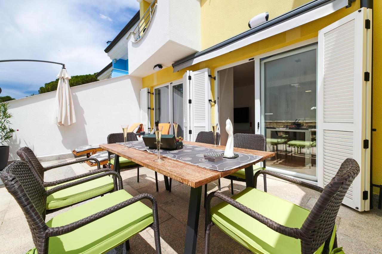 Villa Perla Umag Bagian luar foto