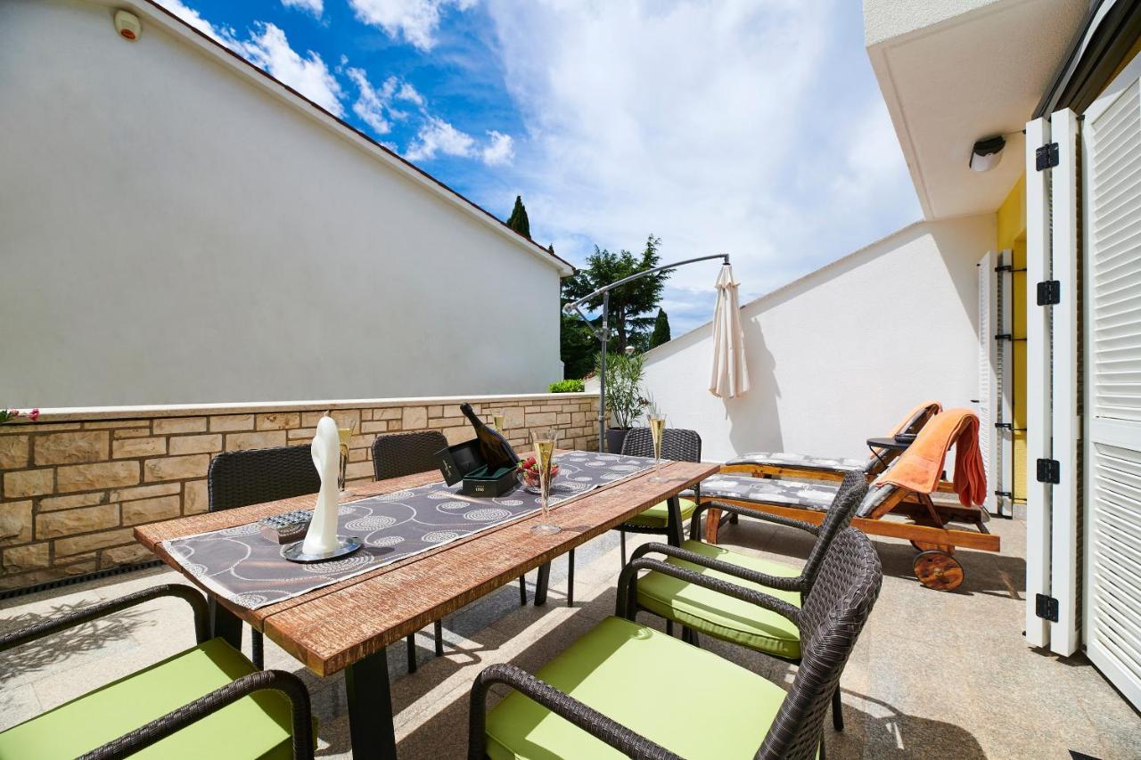 Villa Perla Umag Bagian luar foto