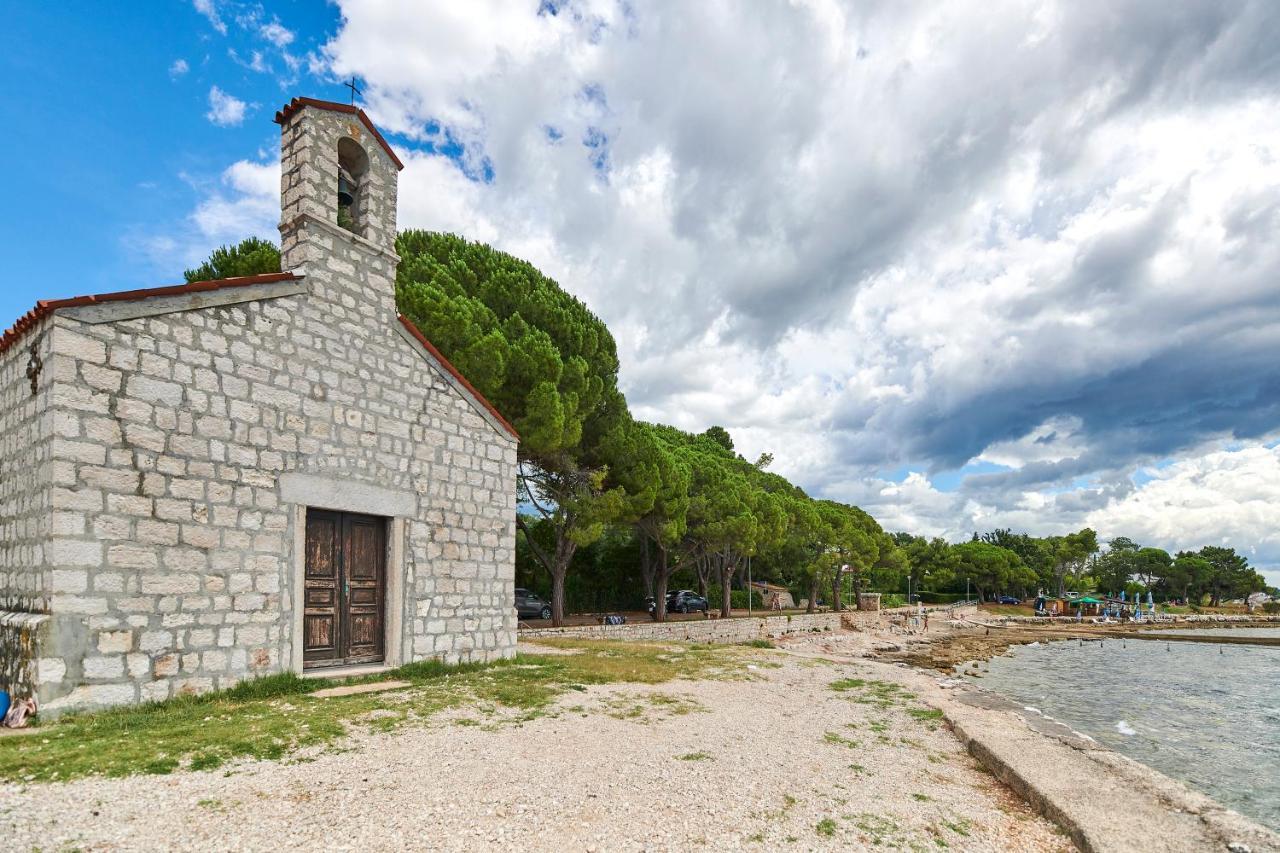 Villa Perla Umag Bagian luar foto